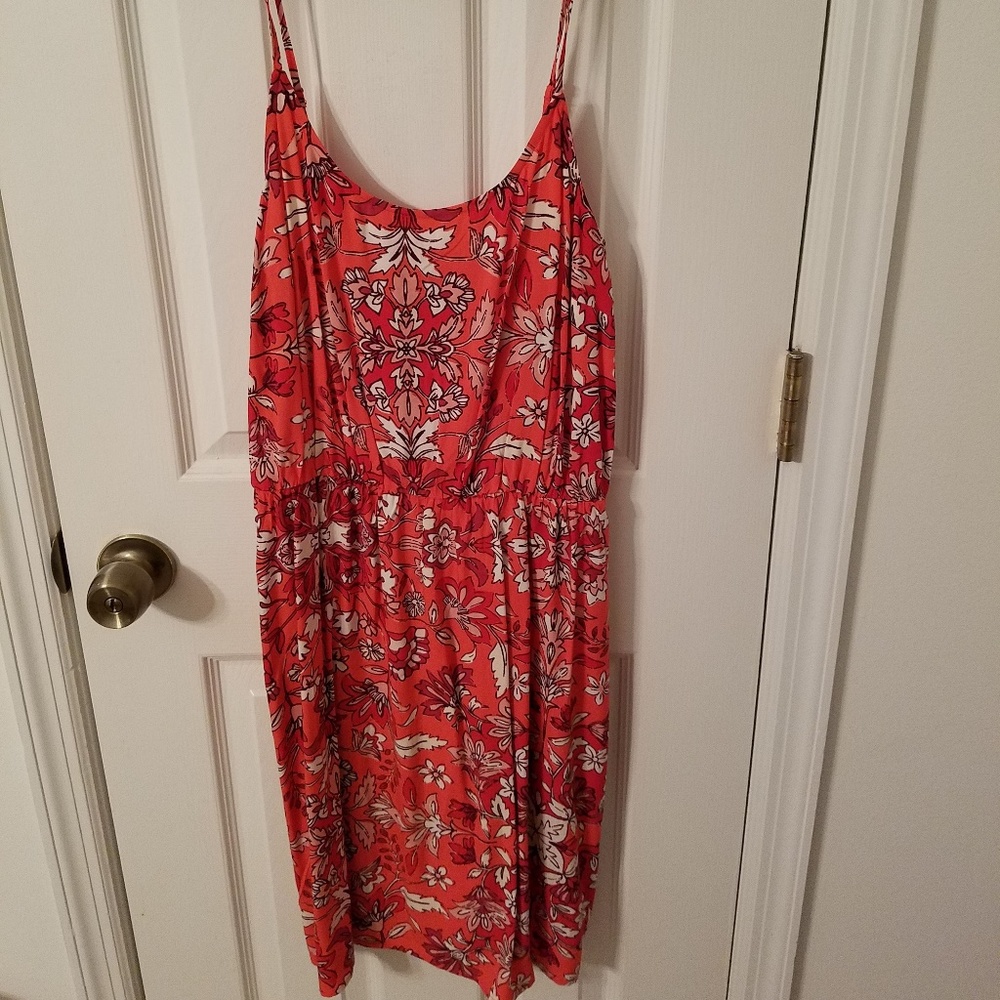 Old Navy Floral dress NWT